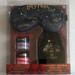 Harry Potter Hogwarts Holiday Night Set